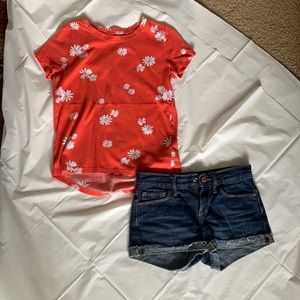Red Daisy T-Shirt with Blue Jean Shorts
